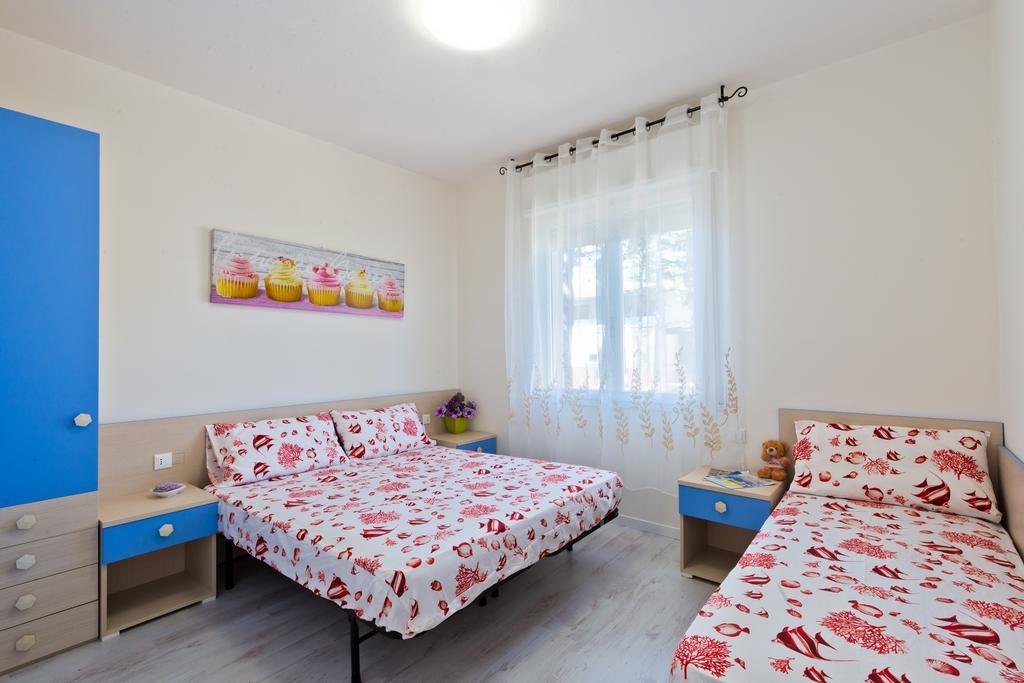 Villa Renza Бибионе Стая снимка